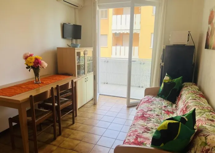 Cozy Near The Sea With Balcony Bibione