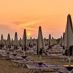 Apartman Cozy Near The Sea With Balcony Bibione