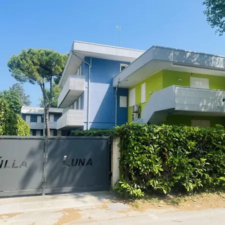 Cozy Near The Sea With Balcony *