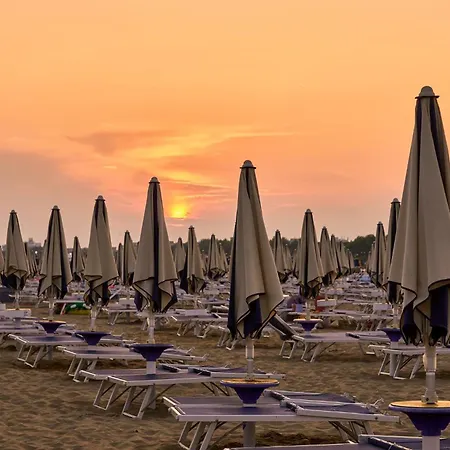 Apartamento Cozy Near The Sea With Balcony Bibione