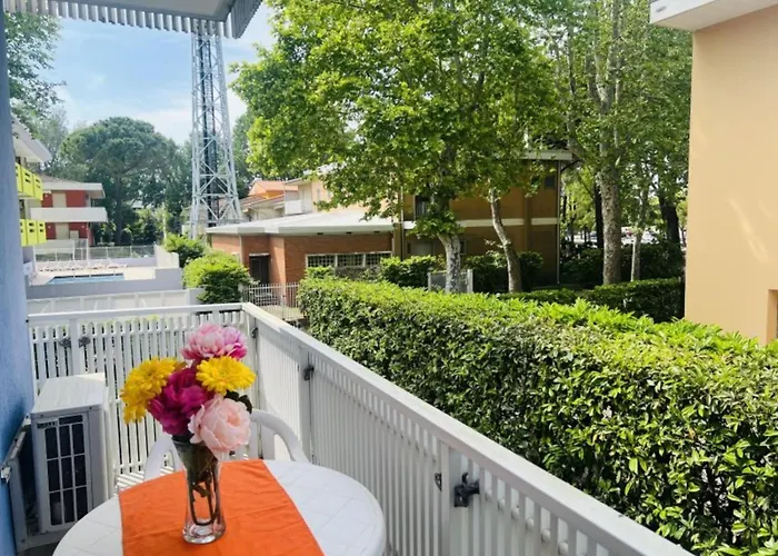 Cozy Near The Sea With Balcony Apartment Bibione